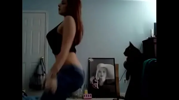 Friske Millie Acera Twerking my ass while playing with my pussy friske film