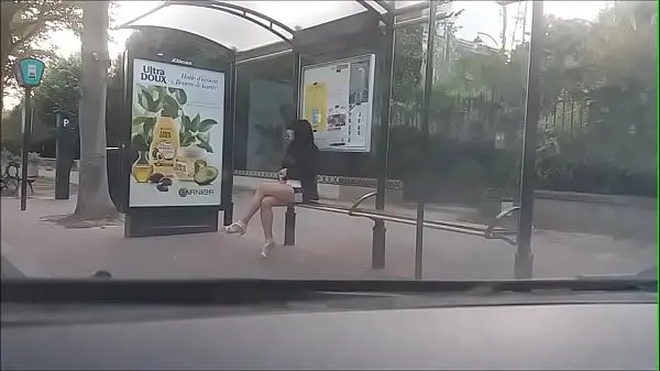 Taze bitch at a bus stop yeni Filmler