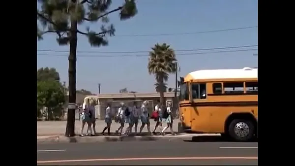 Sveži Blonde Groped to Orgasm on Bus sveži filmi