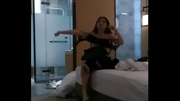 Ferske Filming secretly playing sister calling Hanoi in the hotel ferske filmer