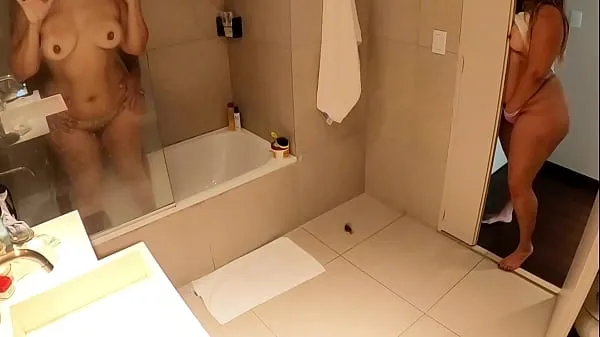 Friss Spying On My Bestie And Her Boyfriend In The Shower friss filmek