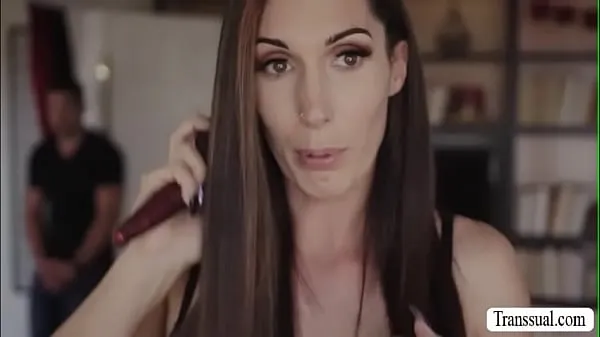 Segar Stepson bangs the ass of her trans stepmom Film segar