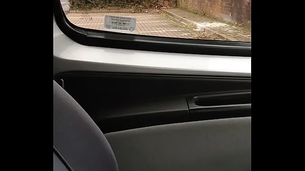 Friss Wife and fuck buddy in back of car in public carpark - fb1 friss filmek