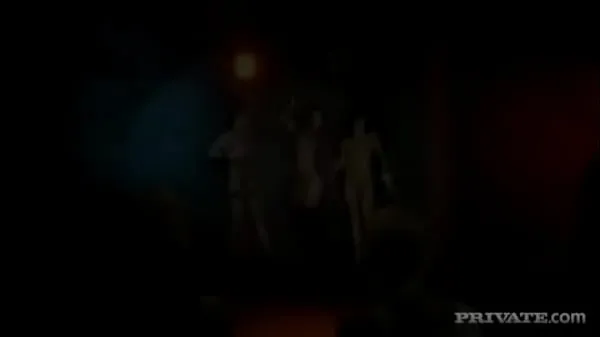 新鮮なLesbian Strippers Lick and Finger Their Pussies on Stage新鮮な映画