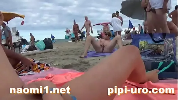 girl masturbate on beach Filem baharu