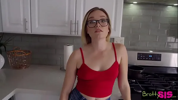 Ferske I will let you touch my ass if you do my chores" Katie Kush bargains with Stepbro -S13:E10 ferske filmer