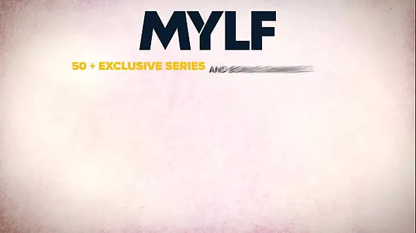 Segar Blonde Nurse Gets Caught Shoplifting Medical Supplies - Shoplyfter MYLF Film segar