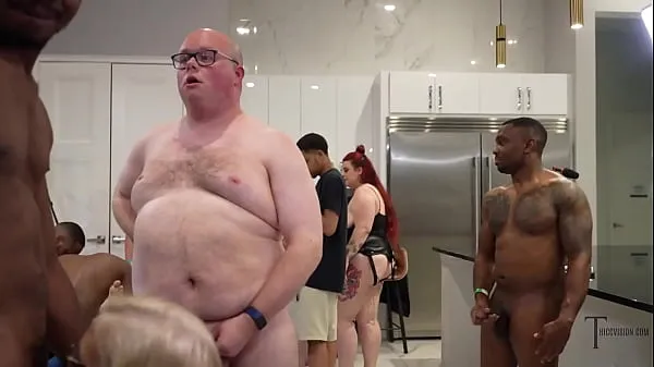 Hot INSANE 20 PERSON ORGY total Clips